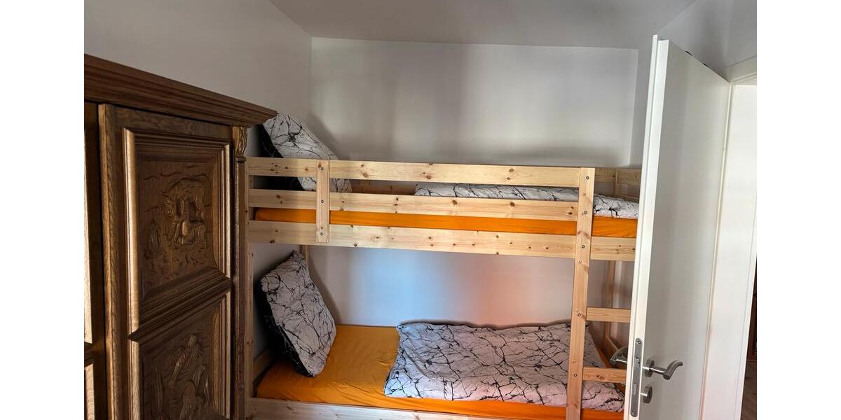 Etagenwohnung Rodenberg - 3 Zimmer, 80 m&sup2;, 1.000&euro; | Angebot:24446674