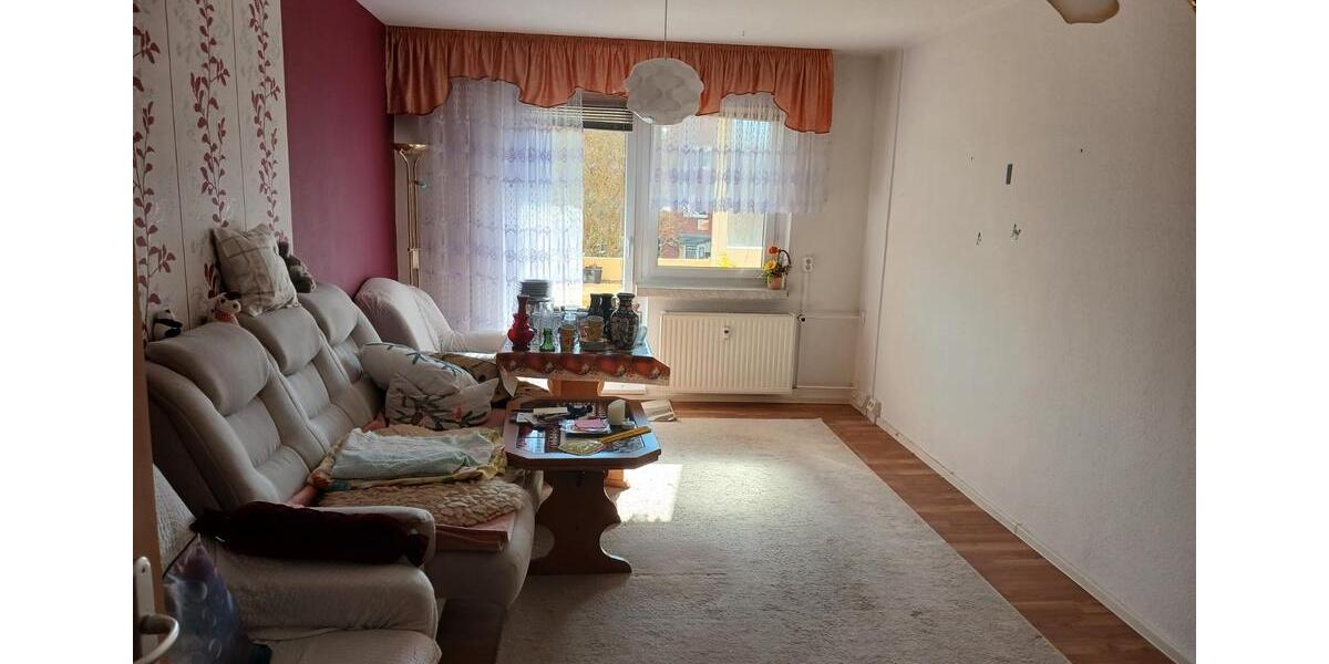 Erdgeschoßwohnung Lößnitz - 3 Zimmer, 76 m&sup2;, 360&euro; | Angebot:26001996