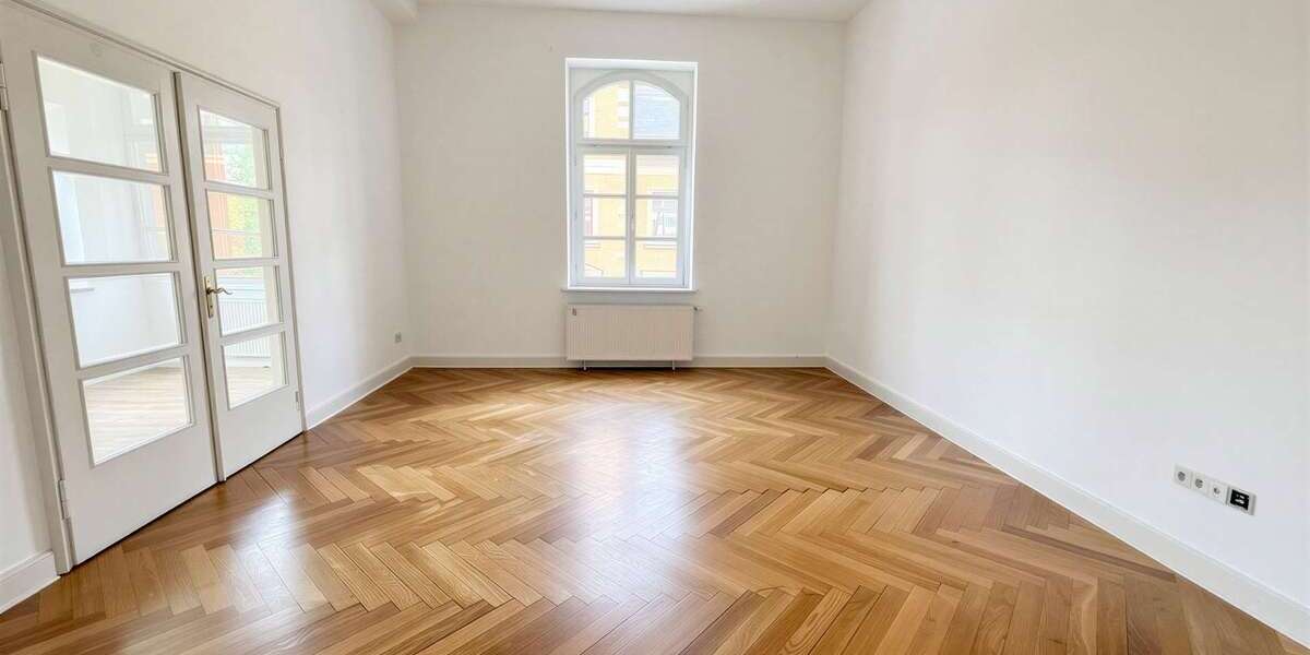 Etagenwohnung Sonneberg - 3 Zimmer, 100 m&sup2;, 620&euro; | Angebot:27097213