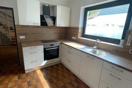 Wohnen auf Zeit Lingen (Ems) Damaschke - 5 Zimmer, 160 m&sup2;, 380&euro; | Angebot:16828875