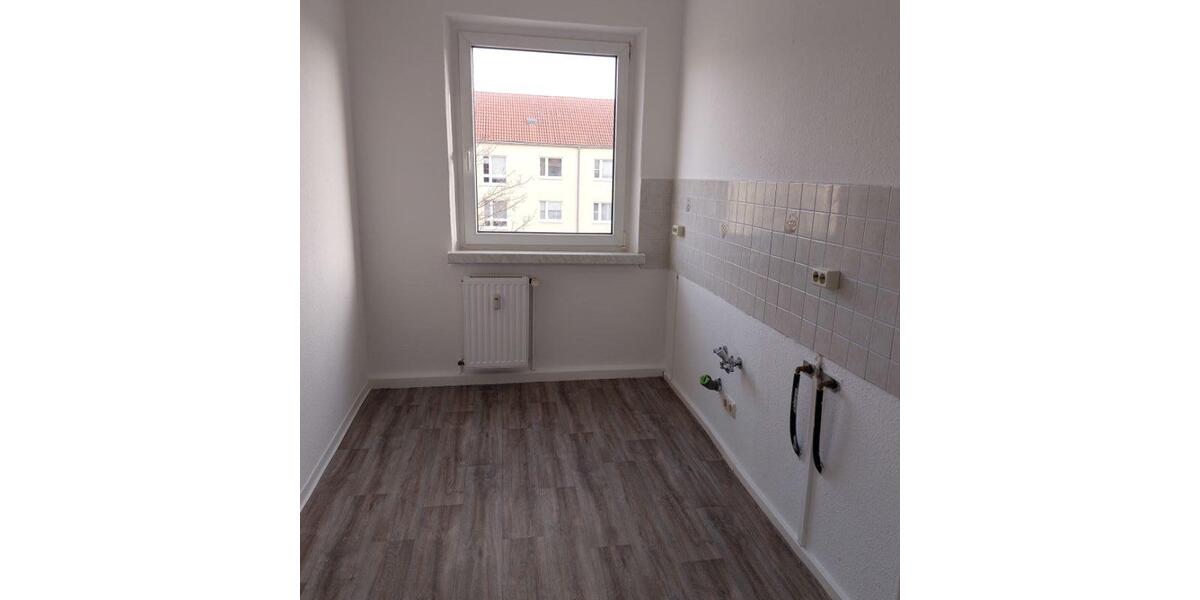 Etagenwohnung Aschersleben - 3 Zimmer, 62 m&sup2;, 312&euro; | Angebot:26107061