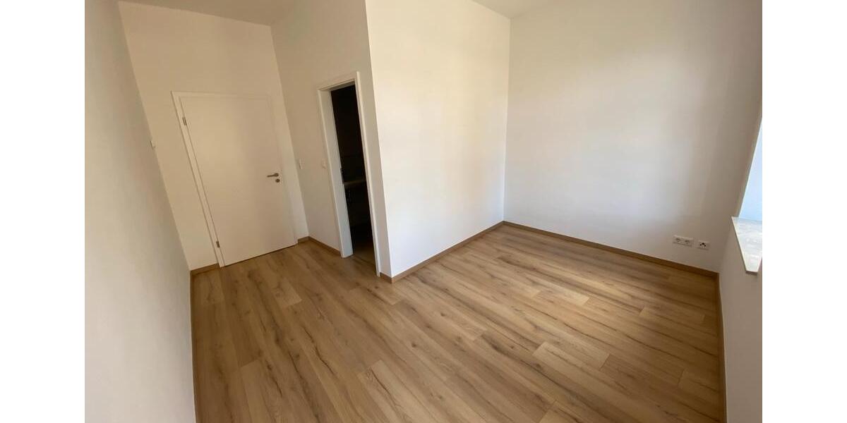 Erdgeschoßwohnung Merseburg - 2 Zimmer, 47 m&sup2;, 420&euro; | Angebot:25403586