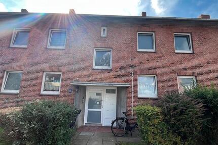 Kleine 2-Zimmer-Wohnung im Erdgeschoss zimmer