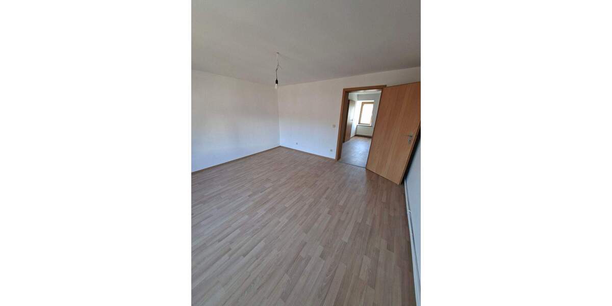 Etagenwohnung Bernburg Bergstadt - 2 Zimmer, 45 m&sup2;, 350&euro; | Angebot:25666909