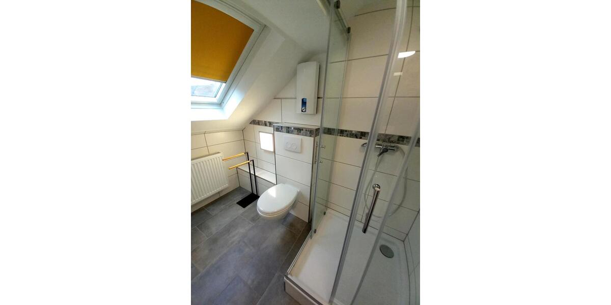 Dachgeschoßwohnung Aldenhoven - 2 Zimmer, 37 m&sup2;, 590&euro; | Angebot:26488141