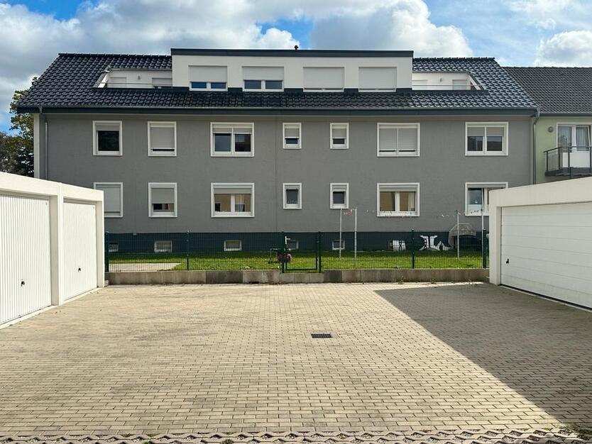Gütersloh - MonteurZimmer für 3 - 30 Personen in bester Lage !!