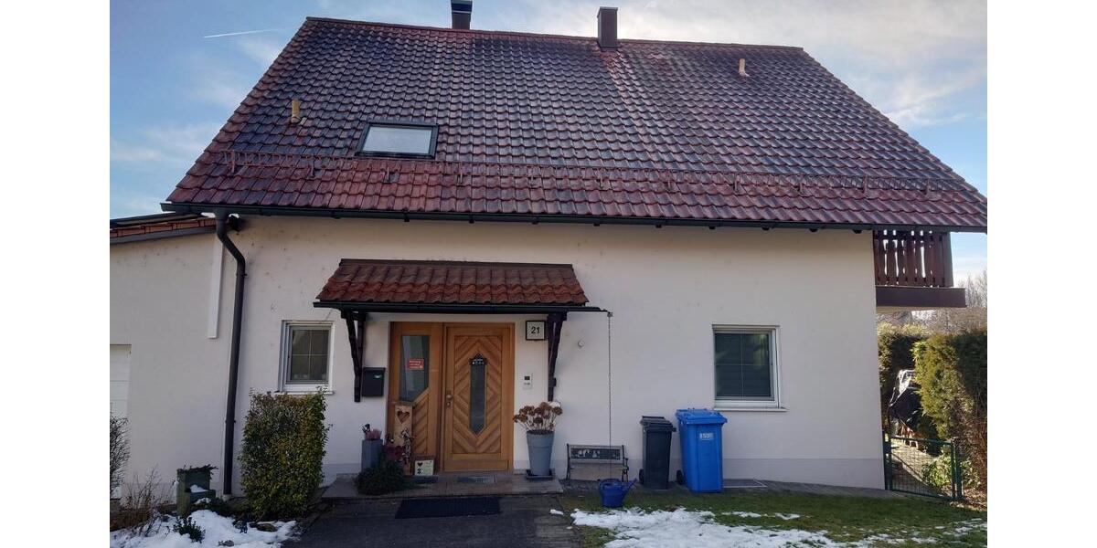 Einfamilienhaus Langquaid - 5 Zimmer, 145 m&sup2;, 1.360&euro; | Angebot:25498242