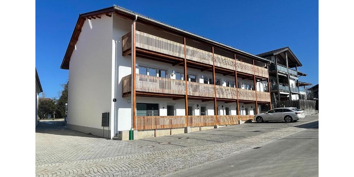 Etagenwohnung Vogtareuth - 2 Zimmer, 65 m&sup2;, 1.069&euro; | Angebot:23089016