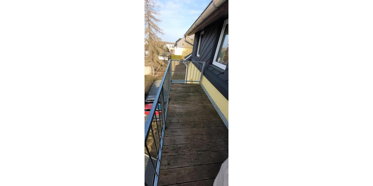 Dachgeschoßwohnung Schleiz - 4 Zimmer, 88 m&sup2;, 660&euro; | Angebot:25407532