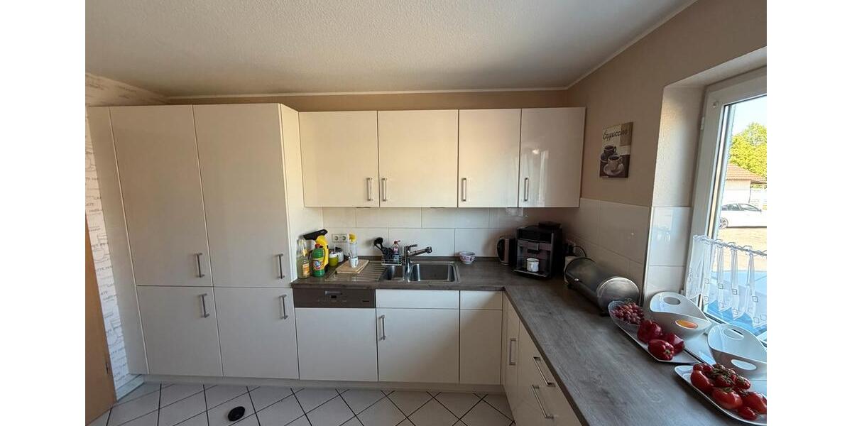 Erdgeschoßwohnung Achern - 4 Zimmer, 120 m&sup2;, 1.085&euro; | Angebot:26607095
