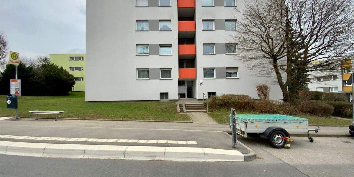 Etagenwohnung Ludwigsburg Ost - 3 Zimmer, 87 m&sup2;, 990&euro; | Angebot:24811548