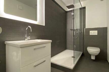 Wohnung Düsseldorf Niederkassel - 2 Zimmer, 70 m&sup2;, 1.500&euro; | Angebot:23825031