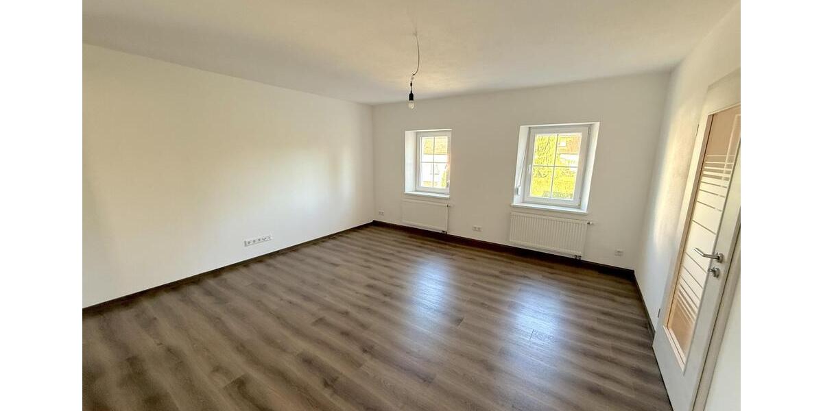 Etagenwohnung Ellingen - 4 Zimmer, 140 m&sup2;, 1.470&euro; | Angebot:22972651