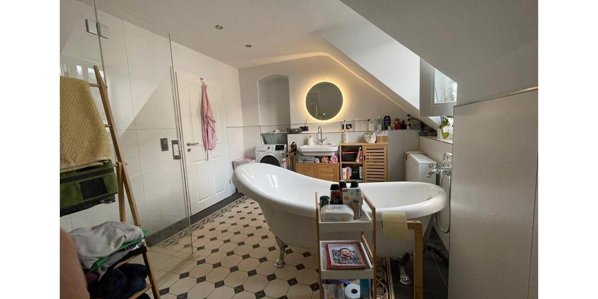 Dachgeschoßwohnung Kirn - 3.5 Zimmer, 125 m&sup2;, 820&euro; | Angebot:26325922