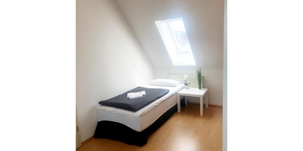 Wohnen auf Zeit Schwandorf - 3 Zimmer, 110 m&sup2;, 17&euro; | Angebot:18427588