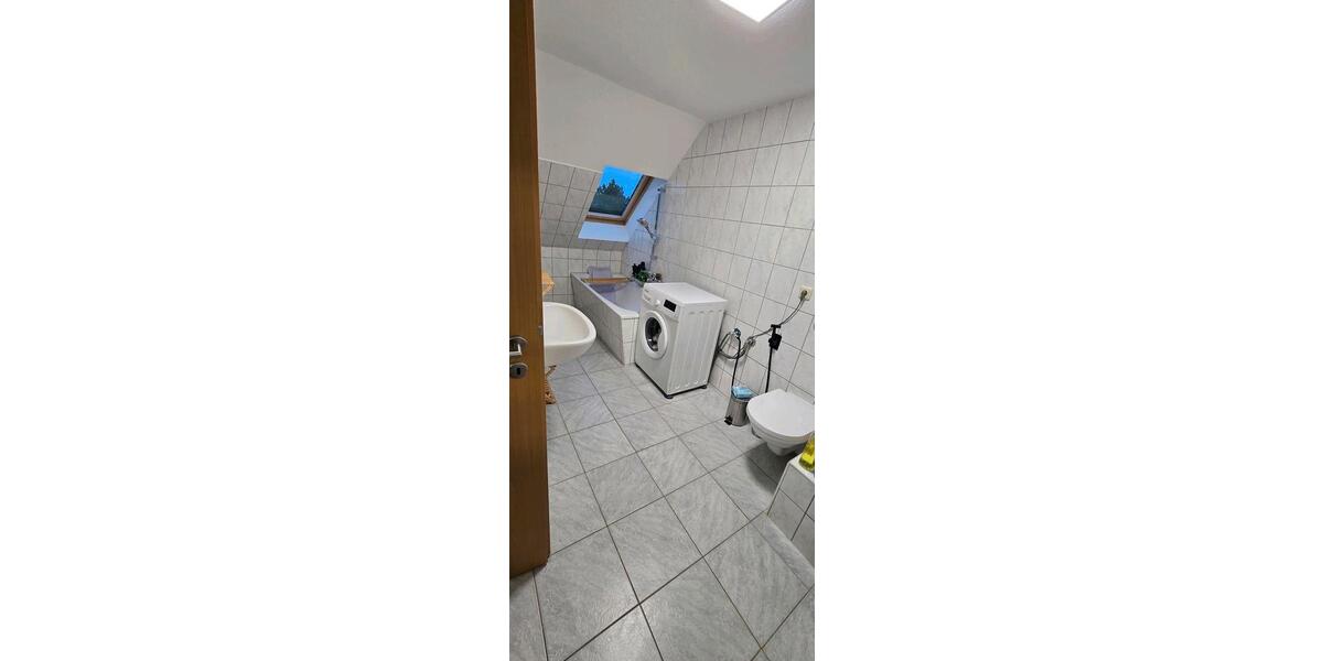 Dachgeschoßwohnung Hartha - 3 Zimmer, 53 m&sup2;, 310&euro; | Angebot:26424655