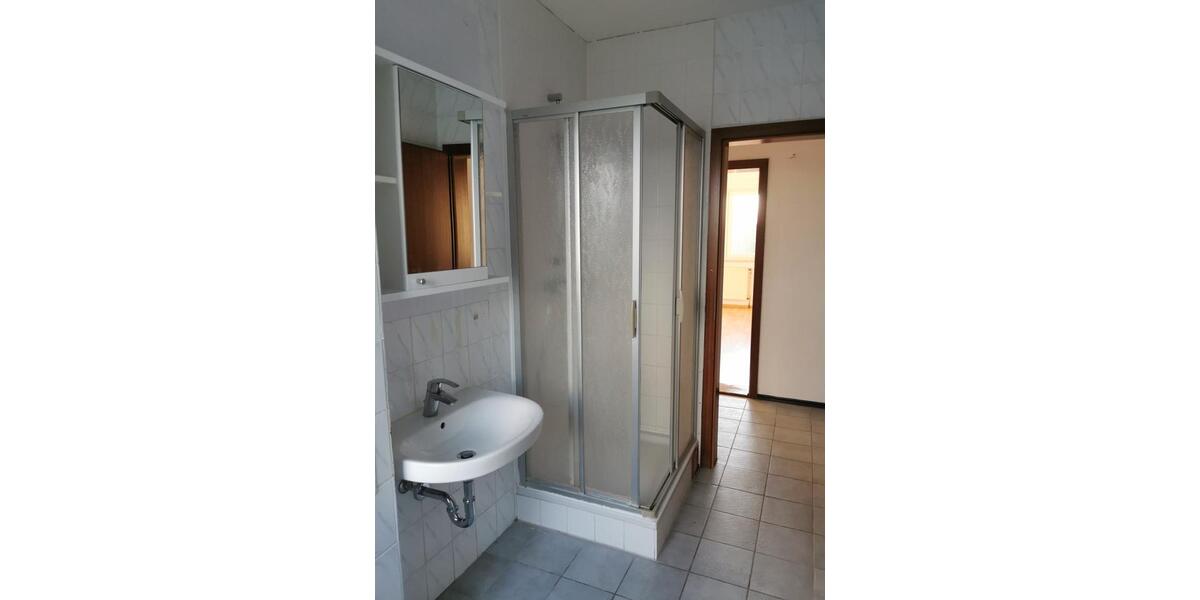 Etagenwohnung Rosenow - 3 Zimmer, 68 m&sup2;, 360&euro; | Angebot:26271589