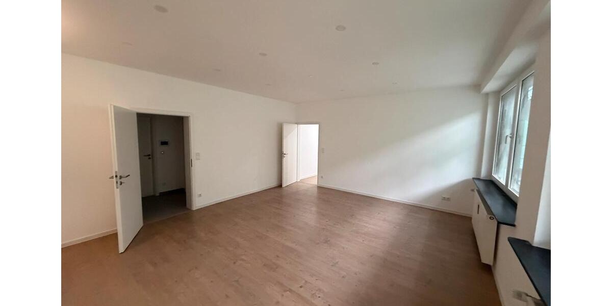 Etagenwohnung Kassel Philippinenhof-Warteberg - 3 Zimmer, 95 m&sup2;, 1.300&euro; | Angebot:26045042