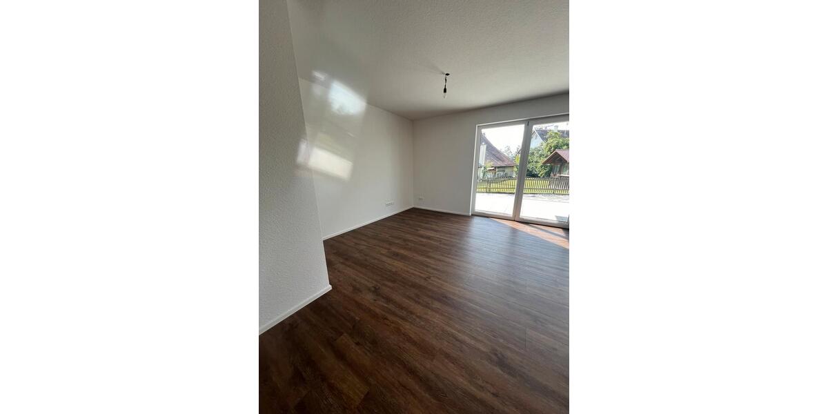 Erdgeschoßwohnung Hohentengen - 2.5 Zimmer, 64 m&sup2;, 980&euro; | Angebot:26463431