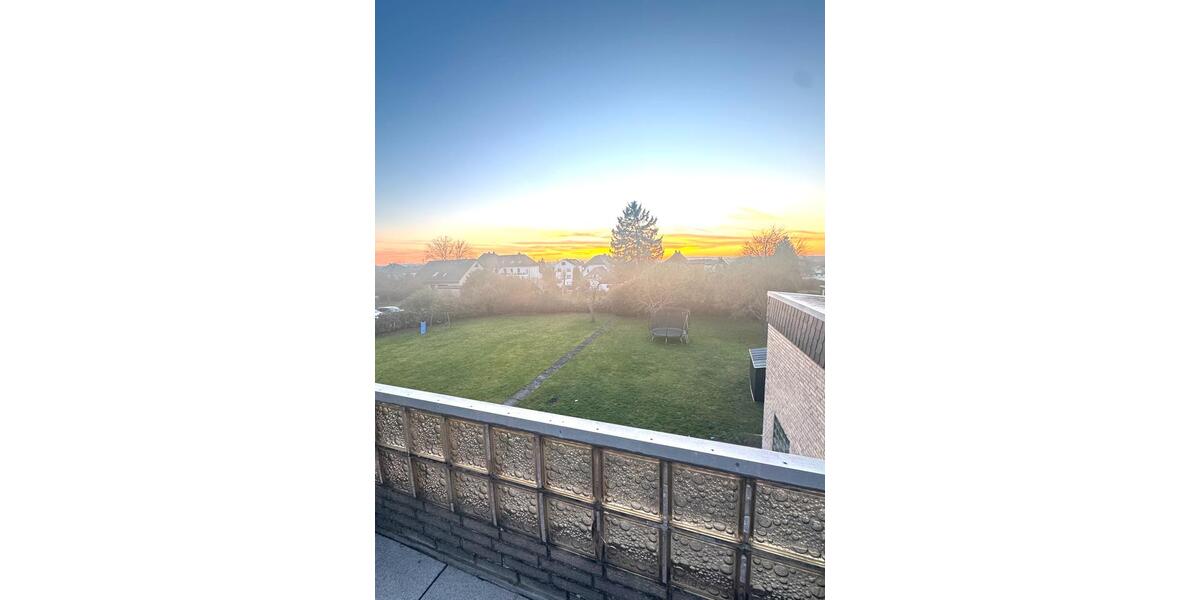 Dachgeschoßwohnung Herford Diebrock - 6 Zimmer, 165 m&sup2;, 890&euro; | Angebot:26007092