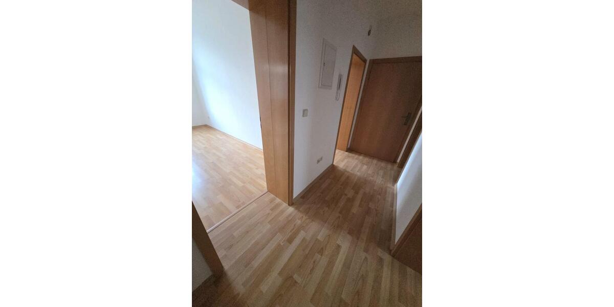 Erdgeschoßwohnung Magdeburg Brückfeld - 3 Zimmer, 67 m&sup2;, 500&euro; | Angebot:25891213