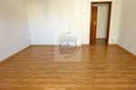 Dachgeschoßwohnung Zwickau - 2 Zimmer, 63 m&sup2;, 340&euro; | Angebot:25902812