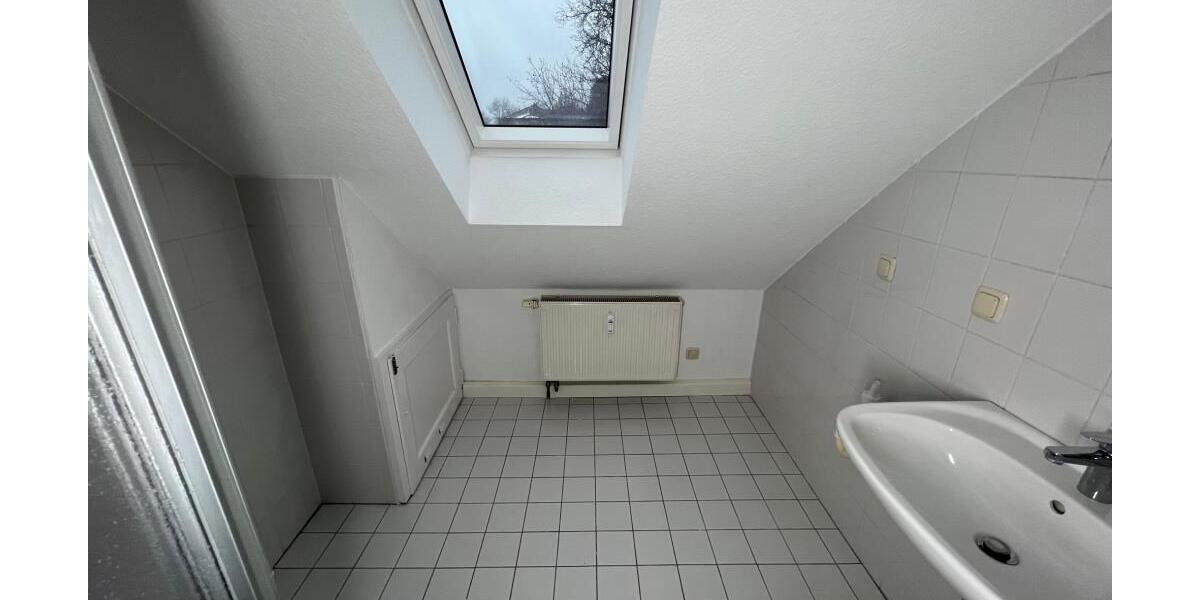 Gemütliche 3 Raum DG Wohnung mit Garten am Haus - unterhalb der Osterburg! - Dachgeschoßwohnung Weida Liebsdorf | Angebot:26146312