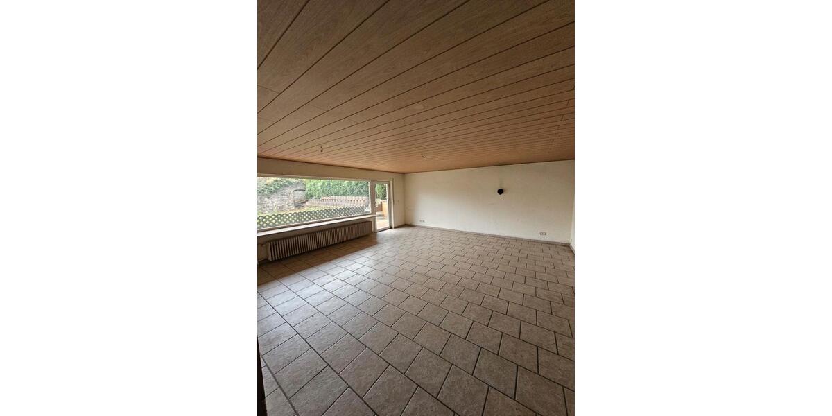 Erdgeschoßwohnung Dillenburg - 4 Zimmer, 100 m&sup2;, 950&euro; | Angebot:26267007