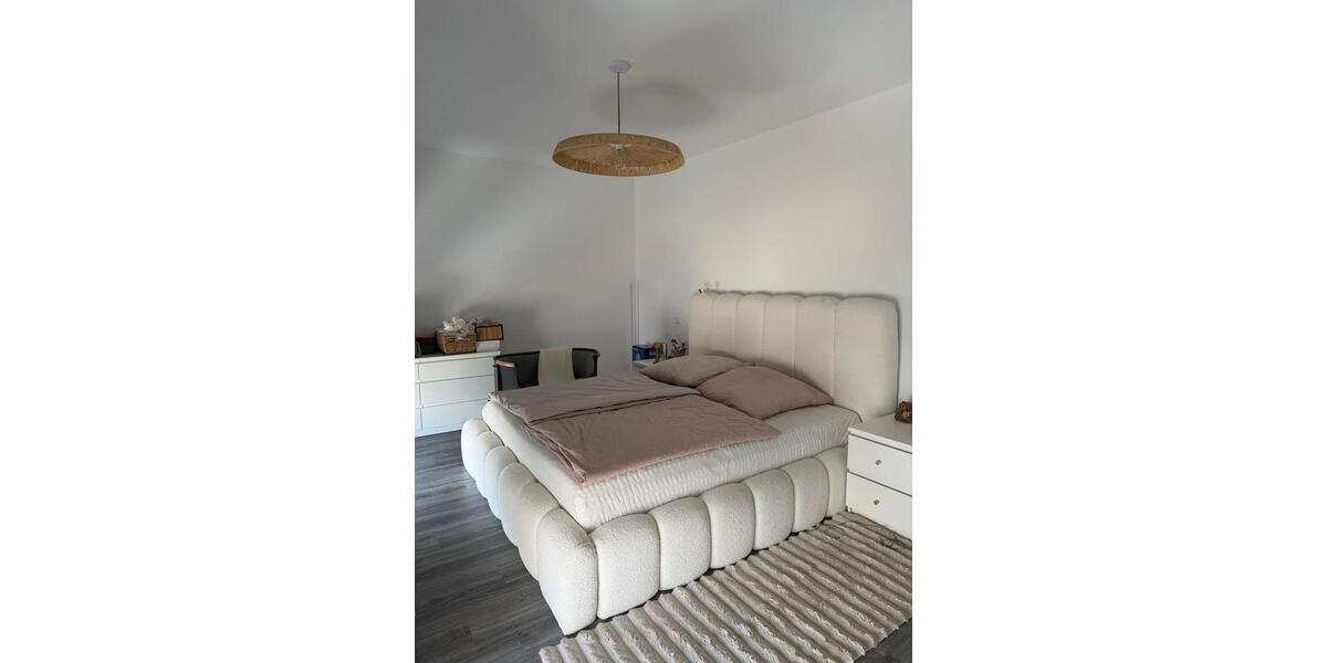 Etagenwohnung Düren Rölsdorf - 2 Zimmer, 82 m&sup2;, 1.125&euro; | Angebot:26270988