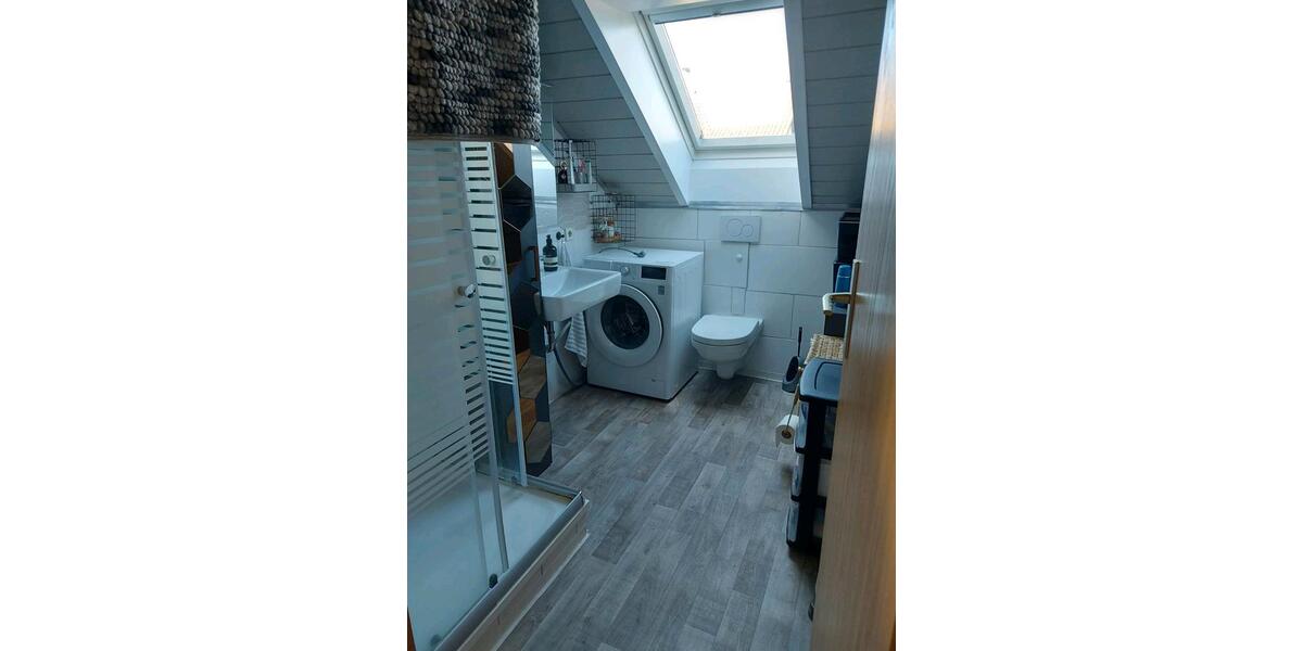 Dachgeschoßwohnung Deißlingen - 3 Zimmer, 65 m&sup2;, 850&euro; | Angebot:24840630