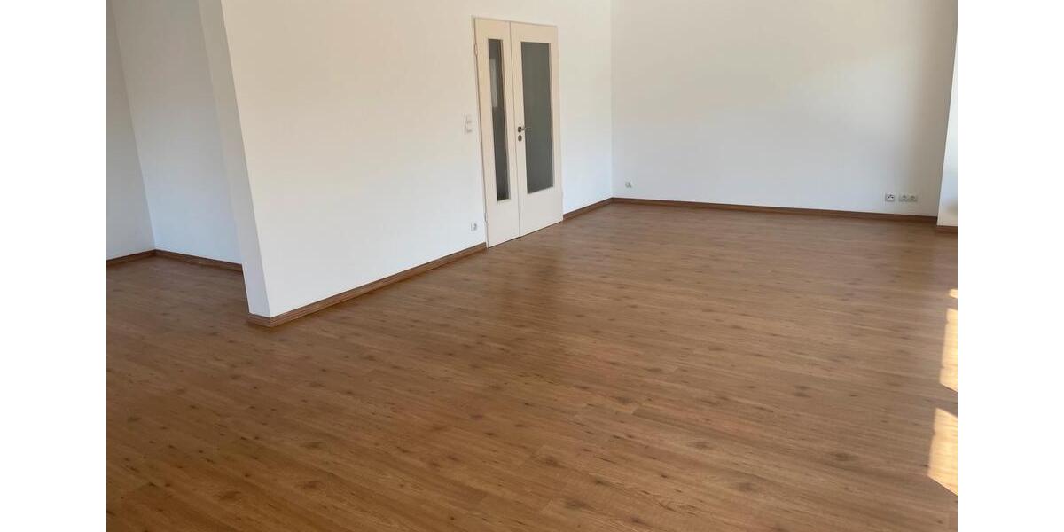 Etagenwohnung Gütersloh Kattenstroth - 3 Zimmer, 100 m&sup2;, 995&euro; | Angebot:26545979