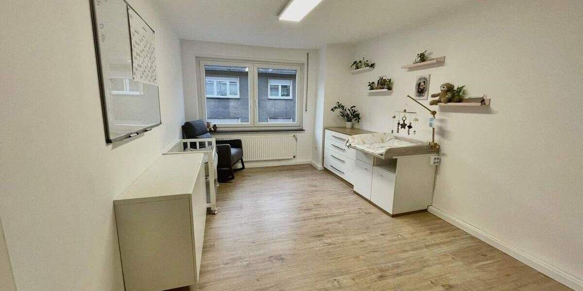 Etagenwohnung Ludwigshafen Süd - 3 Zimmer, 77 m&sup2;, 920&euro; | Angebot:24856604