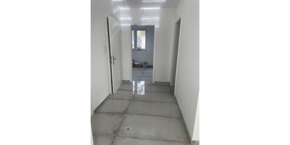 Erdgeschoßwohnung Hamburg Wandsbek - 5 Zimmer, 135 m&sup2;, 2.500&euro; | Angebot:26497068
