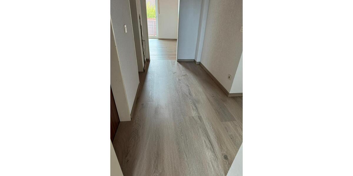 Etagenwohnung Waldsassen - 3 Zimmer, 80 m&sup2;, 325&euro; | Angebot:26252356