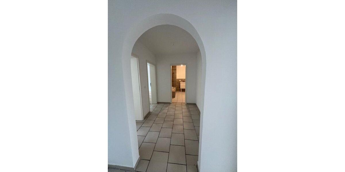 Etagenwohnung Blieskastel - 4 Zimmer, 93 m&sup2;, 750&euro; | Angebot:26257391