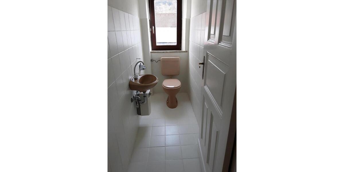 Etagenwohnung Kronach - 4 Zimmer, 106 m&sup2;, 830&euro; | Angebot:25960609