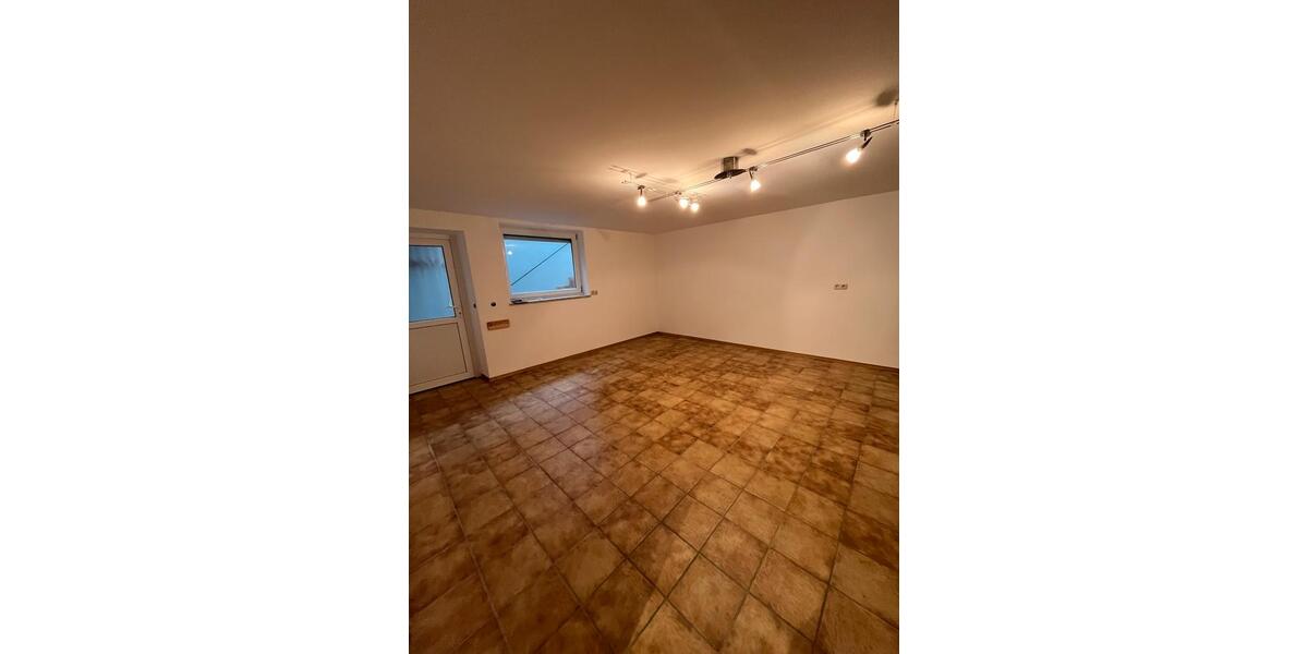 Doppelhaushälfte Bad Birnbach Asenham - 5 Zimmer, 140 m&sup2;, 1.150&euro; | Angebot:26584368