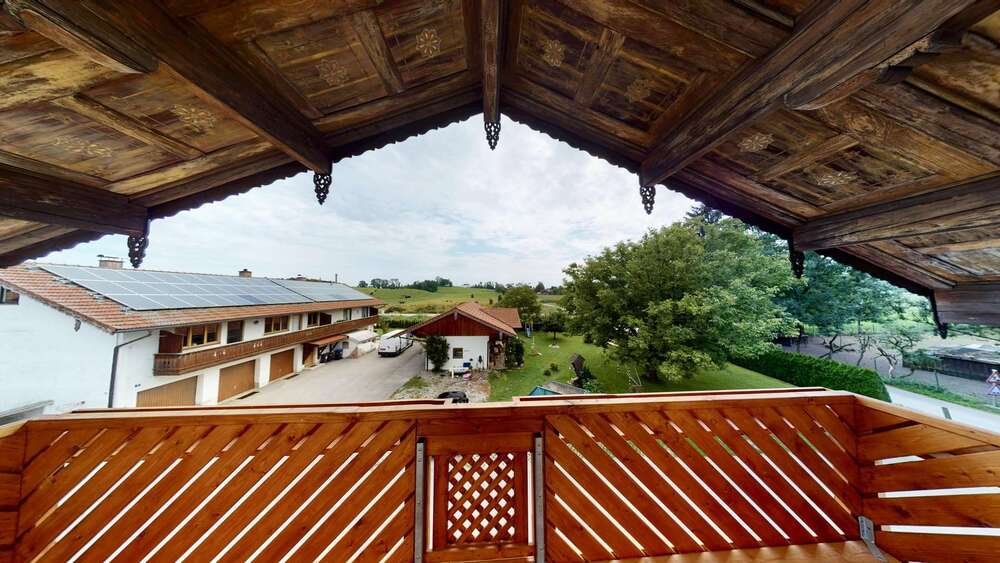 Etagenwohnung Traunstein - 4 Zimmer, 140 m&sup2;, 1.680&euro; | Angebot:25798133