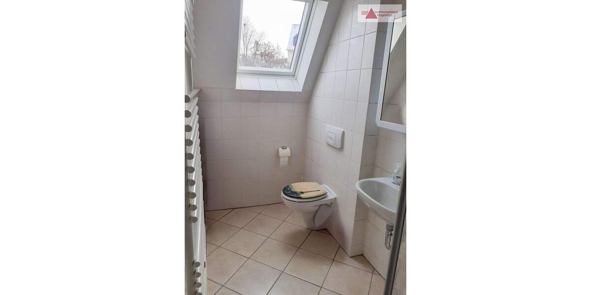 Etagenwohnung Aue-Bad Schlema Bad Schlema - 6 Zimmer, 87 m&sup2;, 450&euro; | Angebot:25744626