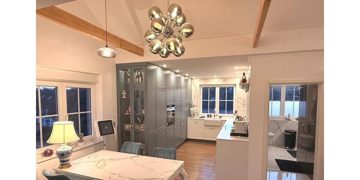 Exklusive, vollmöblierte Penthouse-Wohnung mit luxuriöser Ausstattung nahe Düsseldorf zimmer