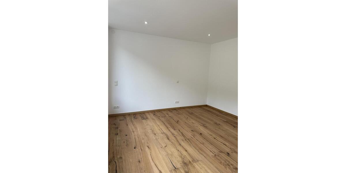 Etagenwohnung Egloffstein - 5 Zimmer, 141 m&sup2;, 1.450&euro; | Angebot:26691314