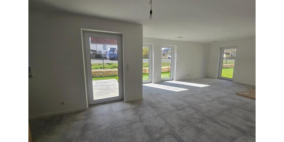 Erdgeschoßwohnung Neu-Eichenberg Eichenberg - 3.5 Zimmer, 91 m&sup2;, 1.293&euro; | Angebot:22182930