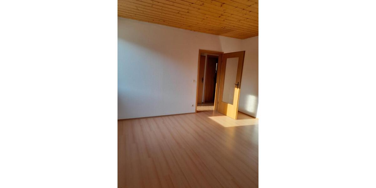 Dachgeschoßwohnung Albstadt Gemarkung Onstmettingen - 2 Zimmer, 55 m&sup2;, 500&euro; | Angebot:26507783