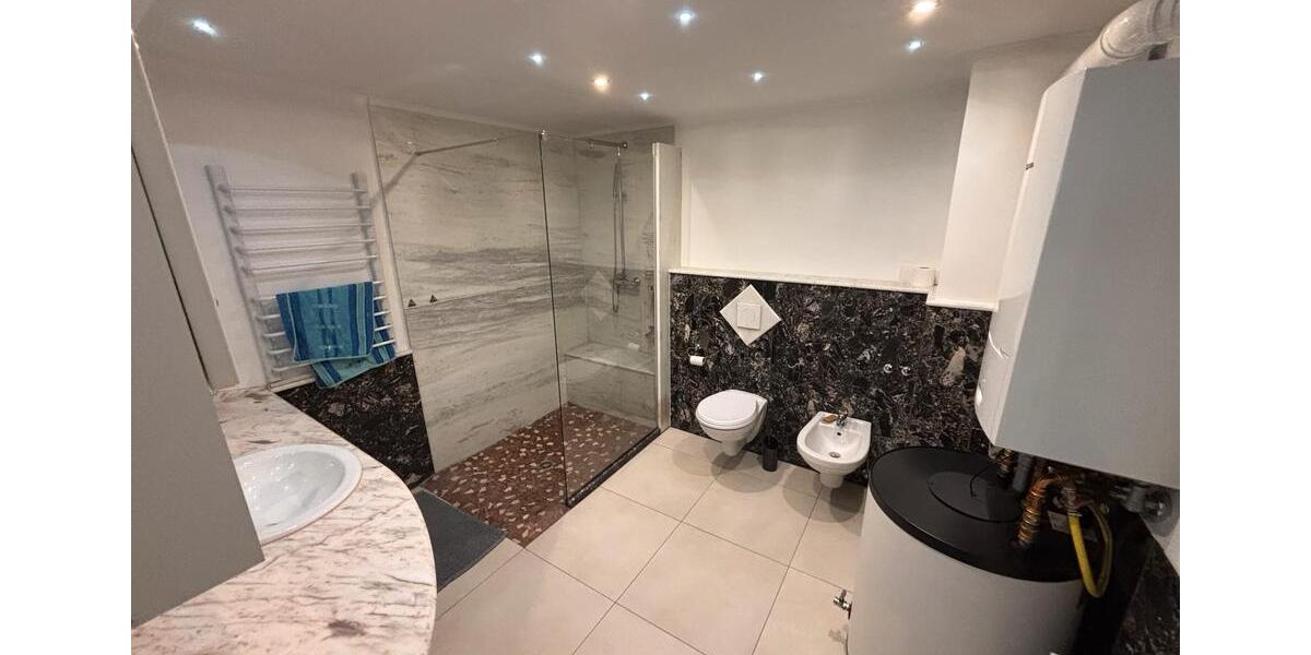 Etagenwohnung Fußgönheim - 2.5 Zimmer, 91 m&sup2;, 1.420&euro; | Angebot:25614873