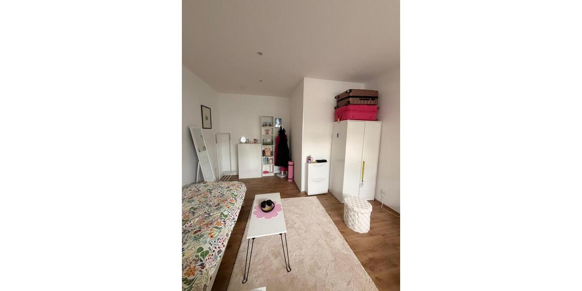 Wohnen auf Zeit Bochum Günnigfeld - 1 Zimmer, 13 m&sup2;, 450&euro; | Angebot:26094125