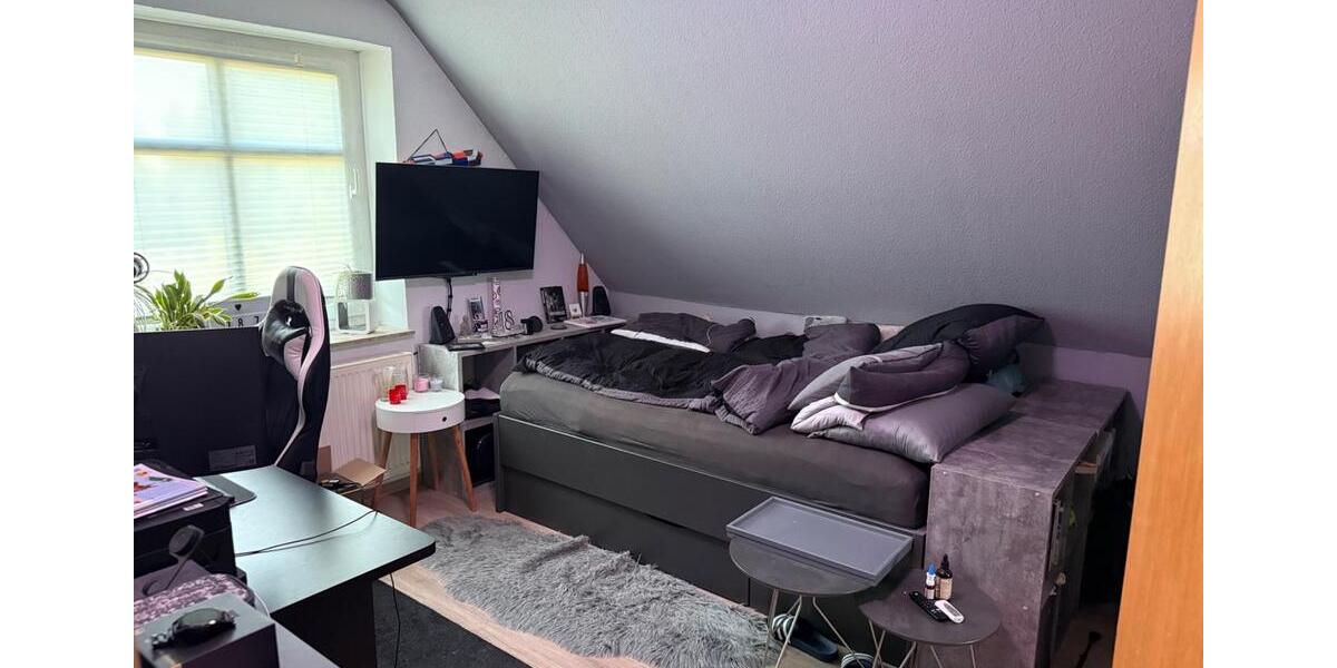 Dachgeschoßwohnung Bückeburg - 3 Zimmer, 89 m&sup2;, 800&euro; | Angebot:26676422