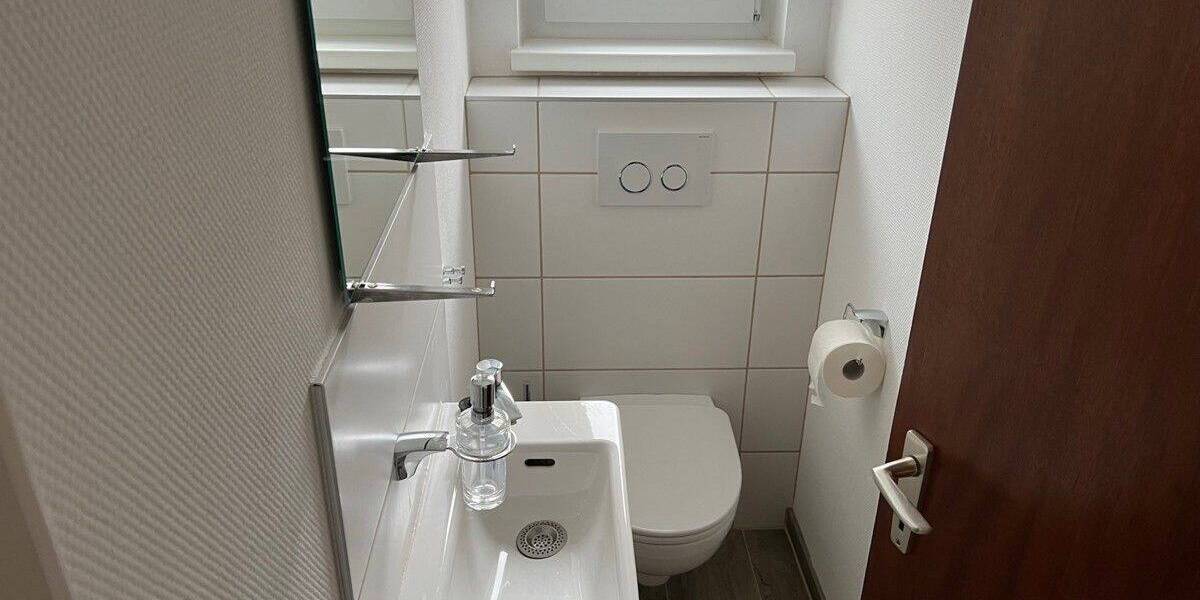 Etagenwohnung Karlsruhe Knielingen - 3 Zimmer, 93 m&sup2;, 1.050&euro; | Angebot:26911821