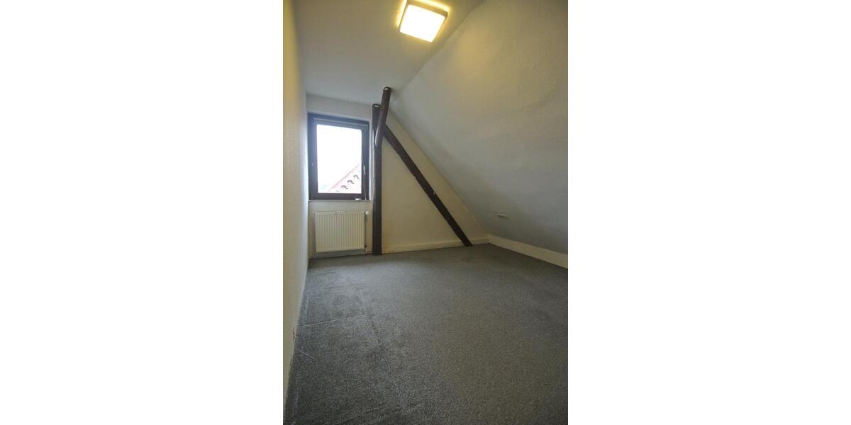 Dachgeschoßwohnung Stadthagen - 2 Zimmer, 39 m&sup2;, 360&euro; | Angebot:24853000