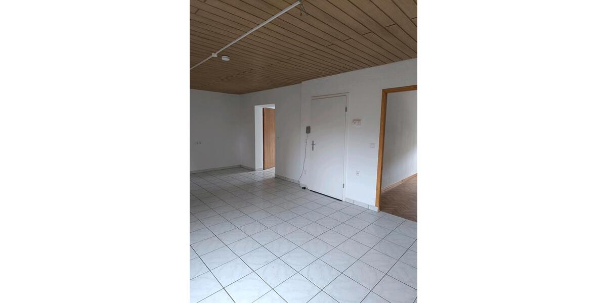 Wohnung 3 ZKB 600€ kalt , SLS-Lisdorf 3 zimmer