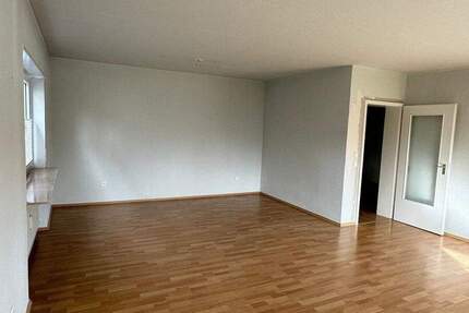 Gewerbeobjekt Waghäusel Kirrlach - 3 Zimmer, 107 m&sup2;, 1.120&euro; | Angebot:23842071